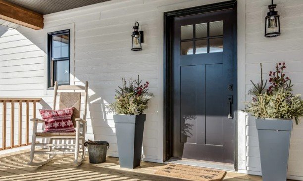 Front Porch Lighting Ideas for Every Home