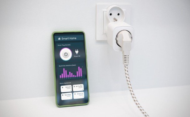 Ways to Make Outdoor Lights Smart