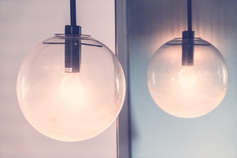 CRI 80 vs CRI 90 LED Lighting: What Your Eyes Actually Notice