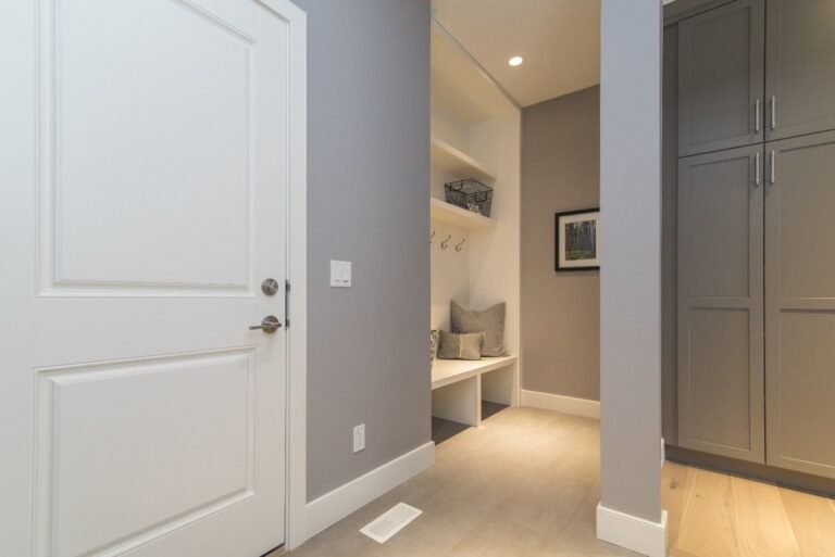 Motion Sensor LED Lights for Hallway: A Smarter Way to Handle Dark Spaces