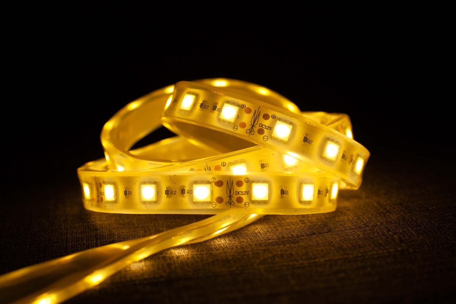 Should You Choose a 12V or 24V LED Strip Power Supply?