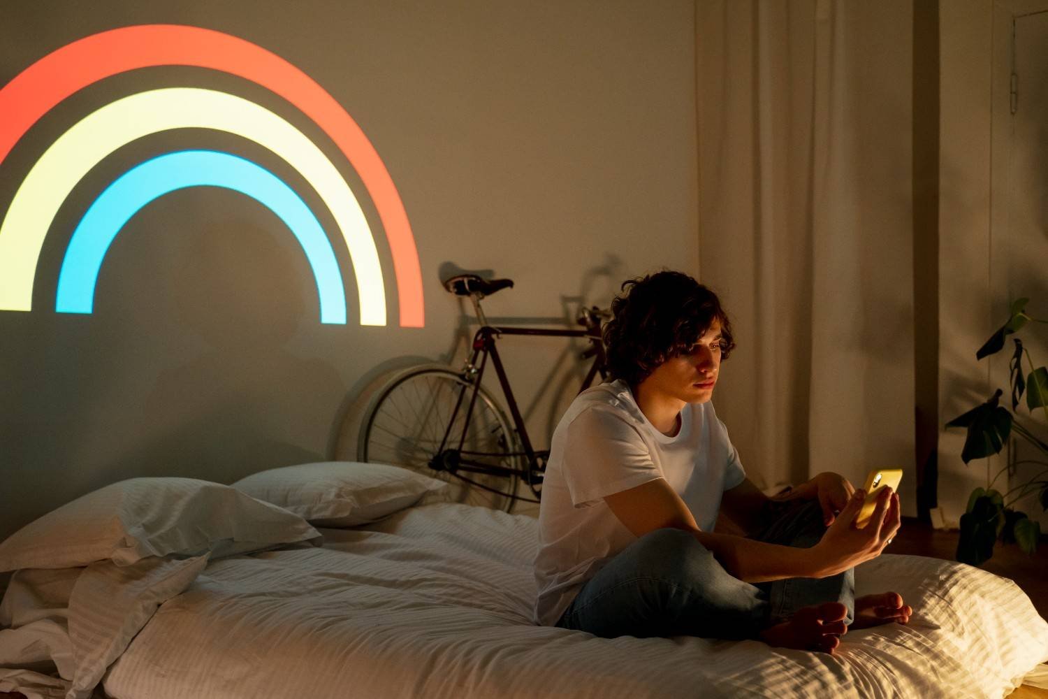 Smart Bedroom Lighting Without Ceiling Lights: Create a Modern Automated Space