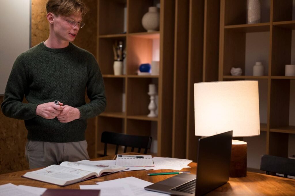 How to Create a Layered Home Office Lighting Setup